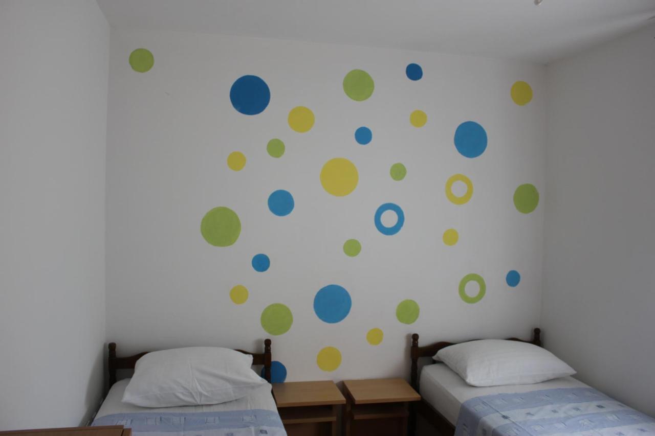 Appartement Toni à Omiš Extérieur photo